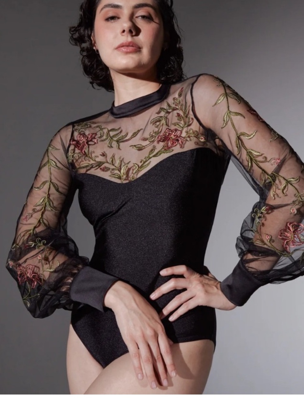 Thistle and Spire Livia floral embroidered long sleeve bodysuit NWT